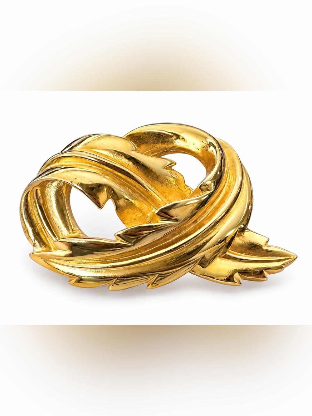 Givvy Brooch